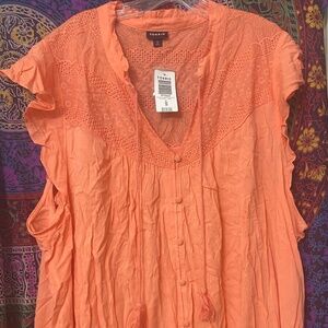New! NWT! Never worn. Torrid Coral Peasant Blouse Size 5X